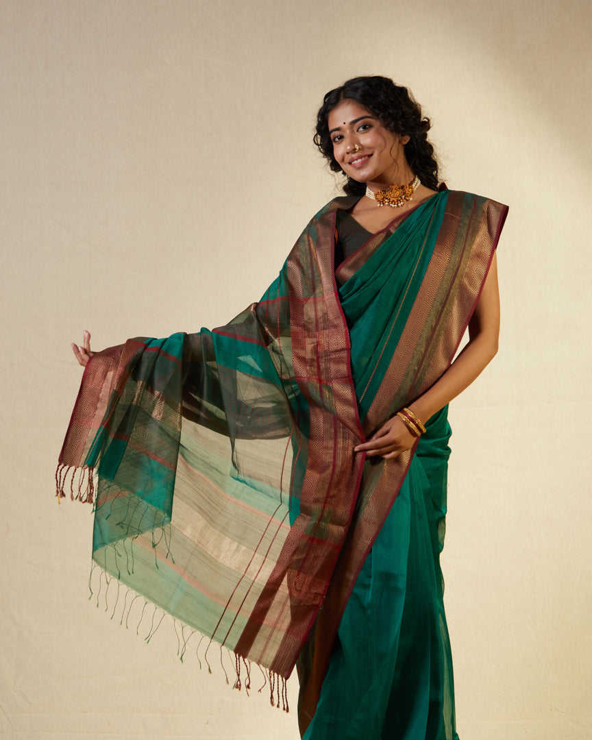 Green Pure Silk Cotton Maheshwari Saree with Gold Zari Border