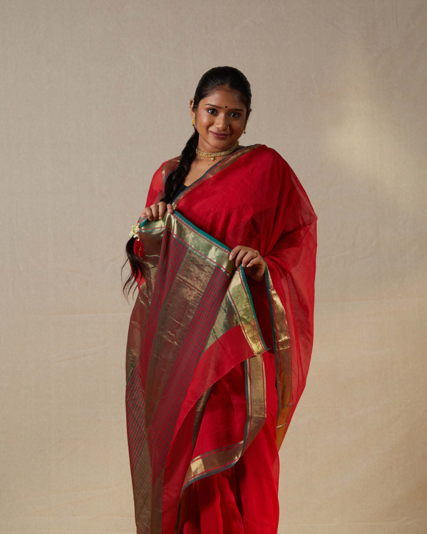Red Pure Silk Cotton Maheshwari Saree with Gold Zari Border